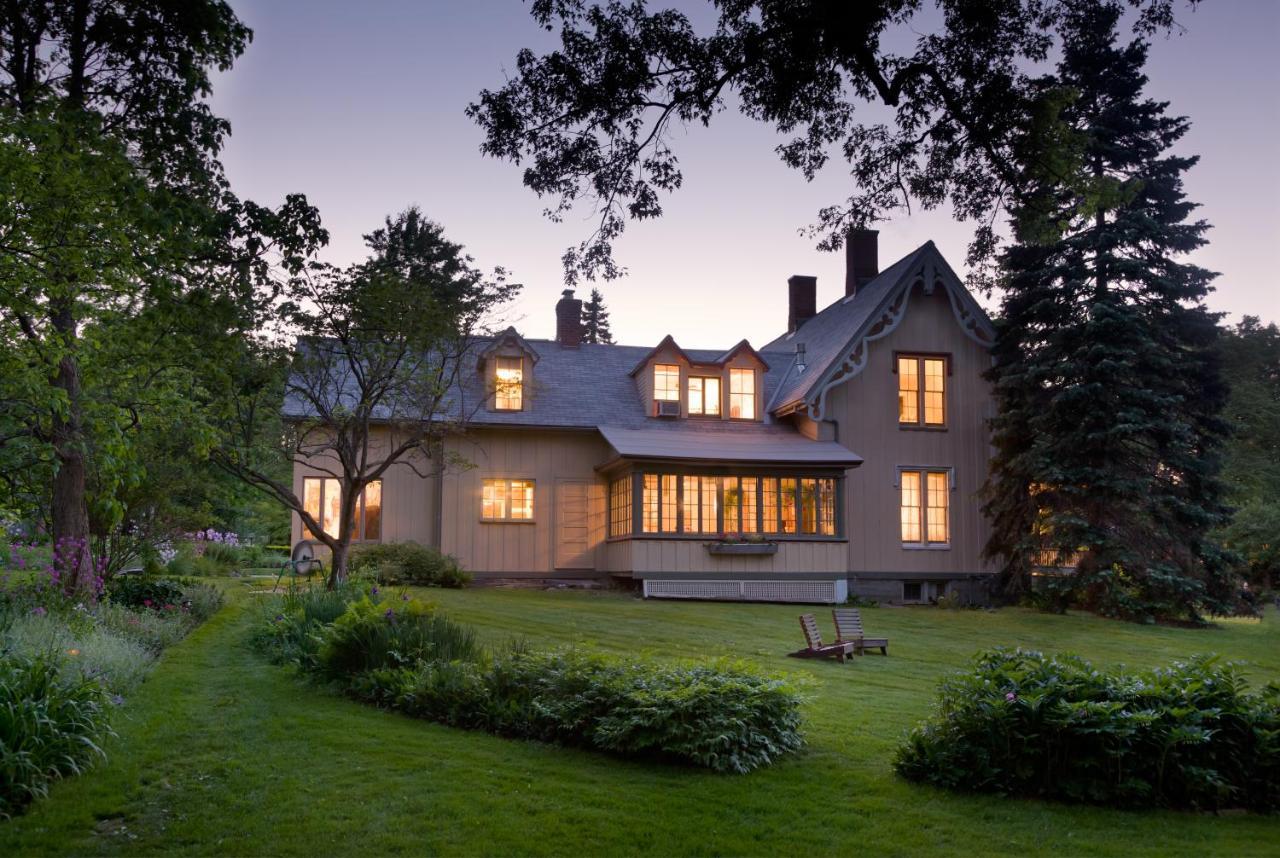Gothic Eves Inn And Spa Bed And Breakfast Trumansburg Bagian luar foto